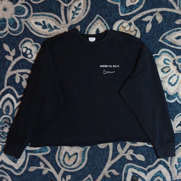 House of 950 black crop oversize sweatshirt XL - Picture 7 of 7